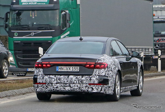アウディ A8 改良新型プロトタイプ(スクープ写真)
