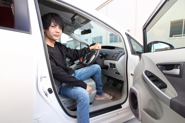 car audio newcomer！  トヨタ プリウス（オーナー：坂本猛流さん）　by　 custom&car Audio PARADA　前編