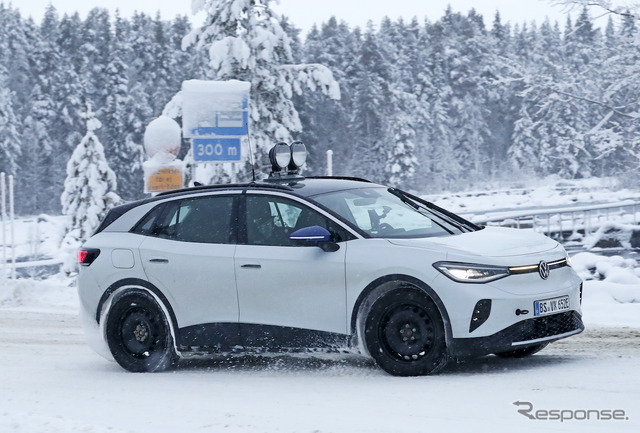 VW ID.4 GTX(仮)プロトタイプ(スクープ写真)