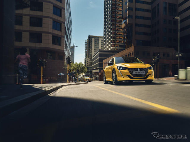 プジョー 208 新型(写真は海外仕様)