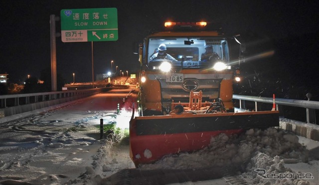 1月8日22時00分頃中村宿毛道路（新四万十川橋）