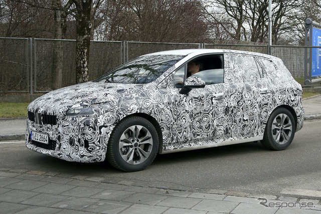 BMW 2シリーズ アクティブツアラー次期型プロトタイプ(スクープ写真)