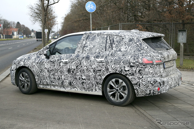 BMW 2シリーズ アクティブツアラー次期型プロトタイプ(スクープ写真)