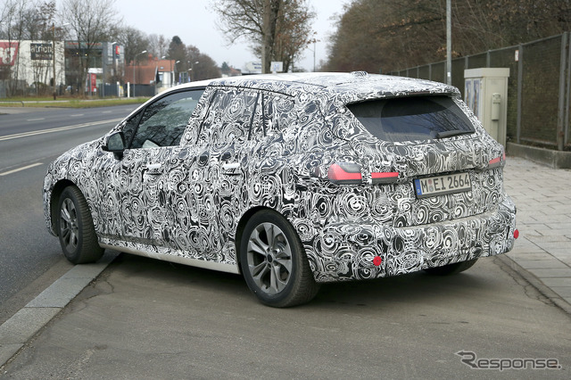 BMW 2シリーズ アクティブツアラー次期型プロトタイプ(スクープ写真)