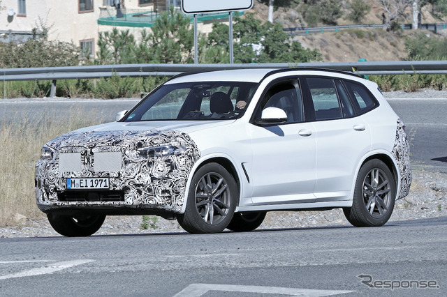 BMW X3 改良新型プロトタイプ(スクープ写真)
