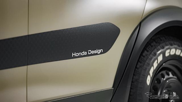 ホンダ フィット e:HEVクロスターカスタム