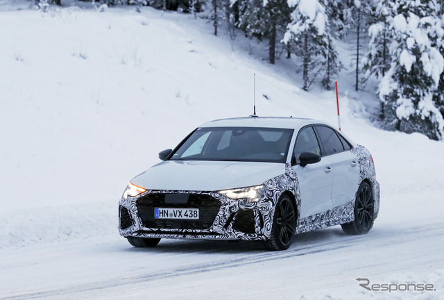 アウディ RS3 セダン 次期型プロトタイプ(スクープ写真)