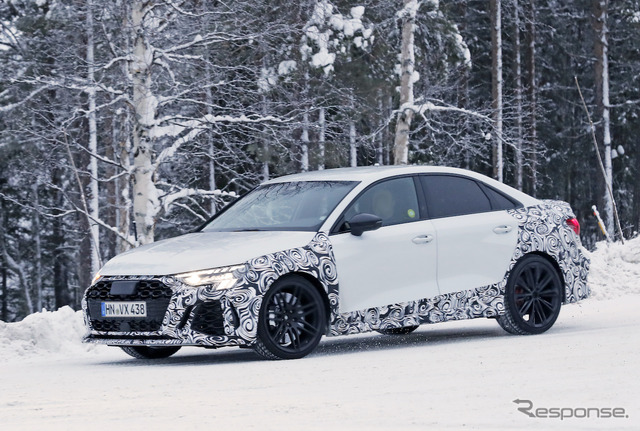 アウディ RS3 セダン 次期型プロトタイプ(スクープ写真)
