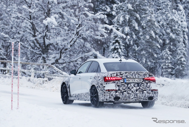 アウディ RS3 セダン 次期型プロトタイプ(スクープ写真)