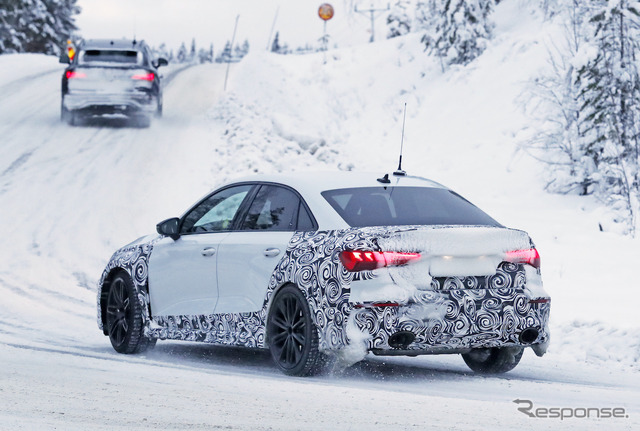 アウディ RS3 セダン 次期型プロトタイプ(スクープ写真)