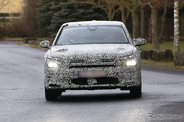 シトロエン C5 後継モデルのプロトタイプ(スクープ写真)