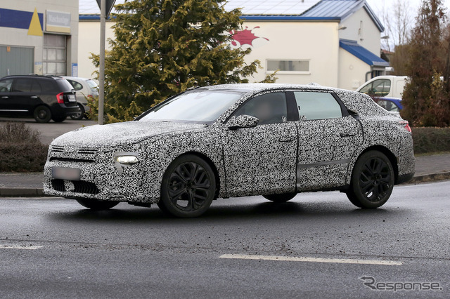 シトロエン C5 後継モデルのプロトタイプ(スクープ写真)