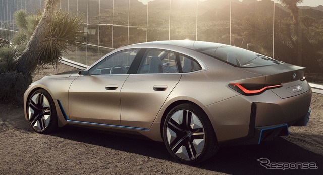 BMW コンセプト i4(参考)