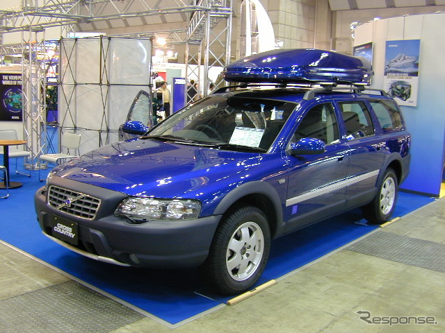 【東京ボートショー2002速報】やあ、ボルボ『V70XCオーシャンリミテッド』だ
