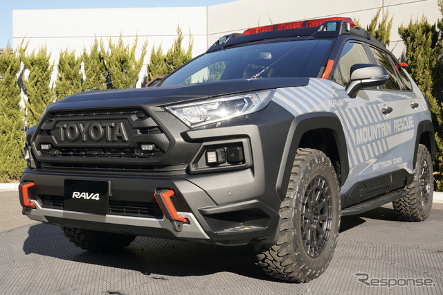豊田自動織機トヨタRAV4 5D アドベンチャー(東京オートサロン2021)