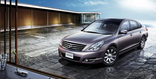 日産 ティアナ、カンディハウスとコラボイベント 9月27日まで