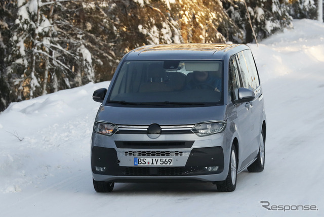 VW T7 市販型プロトタイプ（スクープ写真）