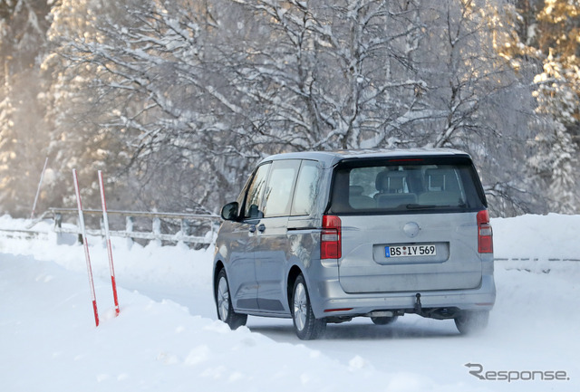 VW T7 市販型プロトタイプ（スクープ写真）