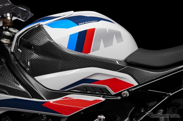 BMW M1000RR