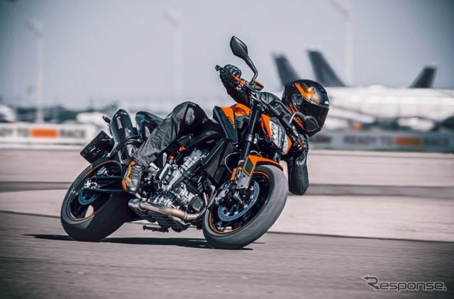 KTM 890デューク