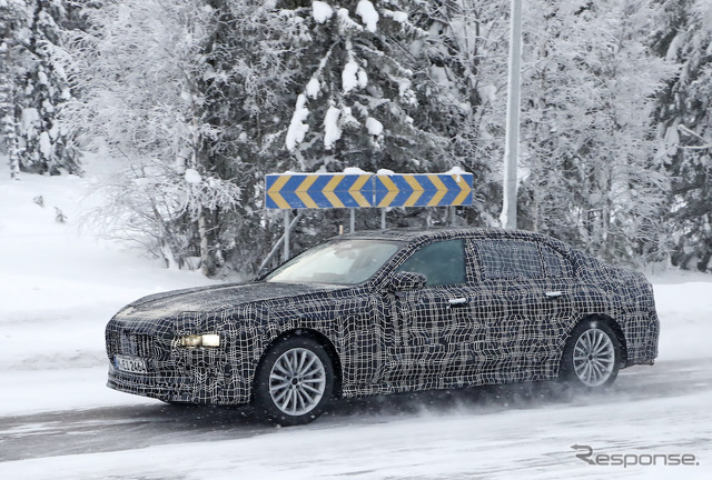 BMW 7シリーズ 次期型プロトタイプ(スクープ写真)