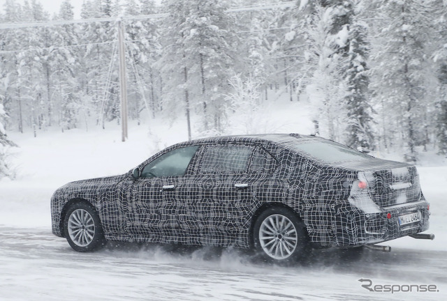 BMW 7シリーズ 次期型プロトタイプ(スクープ写真)