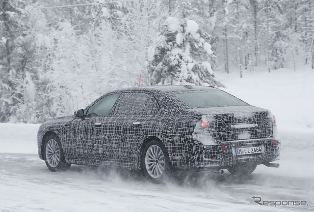 BMW 7シリーズ 次期型プロトタイプ(スクープ写真)