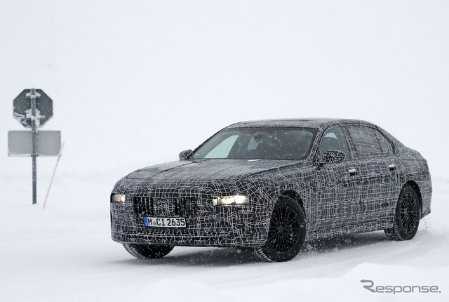 BMW 7シリーズ 次期型プロトタイプ(スクープ写真)