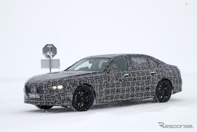 BMW 7シリーズ 次期型プロトタイプ(スクープ写真)