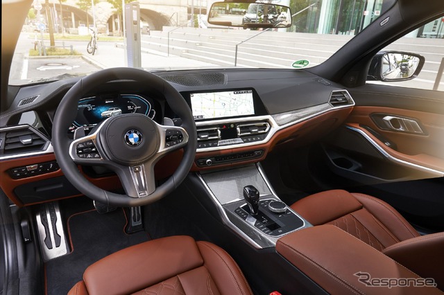 BMW 3シリーズ のPHV「320eセダン」