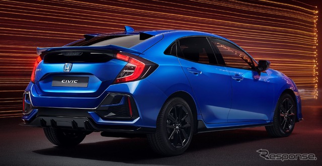 ホンダ・シビック の2021年モデルのスポーツライン(欧州仕様)