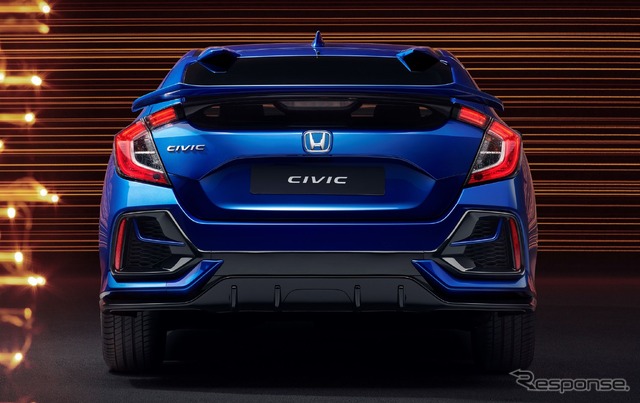 ホンダ・シビック の2021年モデルのスポーツライン(欧州仕様)