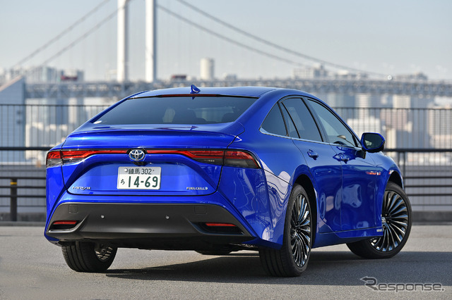 トヨタ MIRAI 新型(Z“Executive Package”)