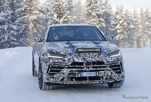 ランボルギーニ ウルス 改良新型プロトタイプ(スクープ写真)