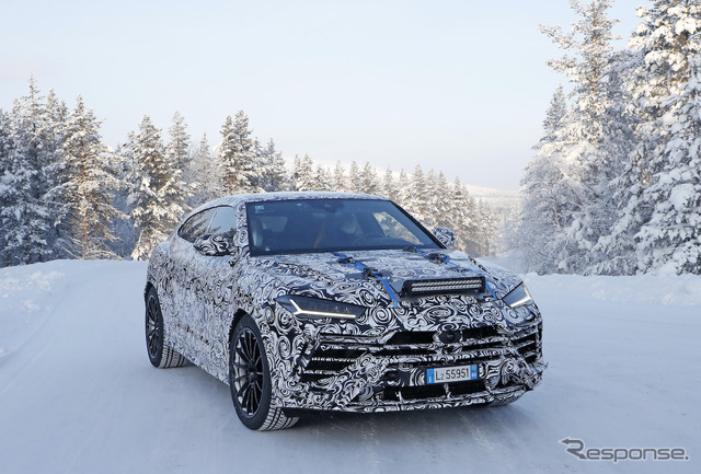 ランボルギーニ ウルス 改良新型プロトタイプ(スクープ写真)