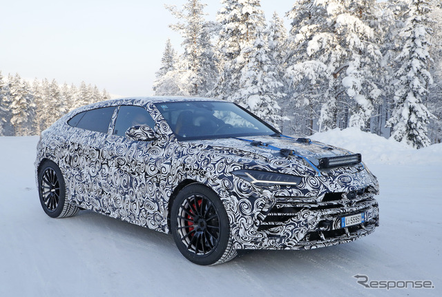 ランボルギーニ ウルス 改良新型プロトタイプ(スクープ写真)