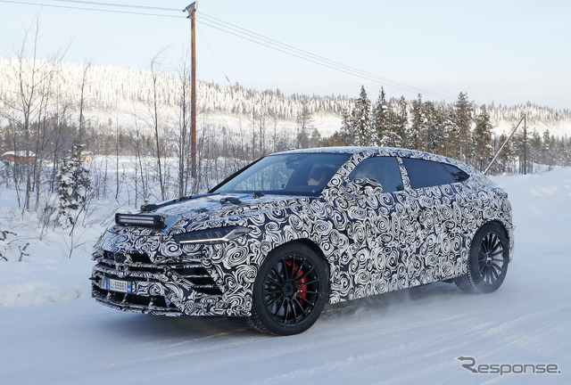 ランボルギーニ ウルス 改良新型プロトタイプ(スクープ写真)