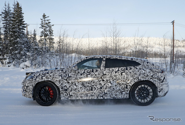 ランボルギーニ ウルス 改良新型プロトタイプ(スクープ写真)