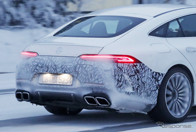 メルセデスAMG GT 4ドアクーペ「73e」プロトタイプ(スクープ写真)