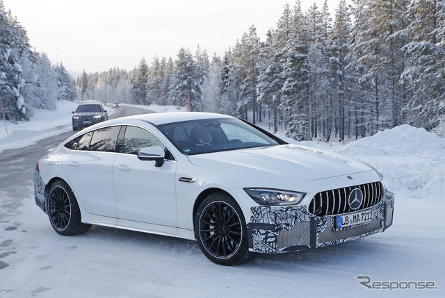 メルセデスAMG GT 4ドアクーペ「73e」プロトタイプ(スクープ写真)