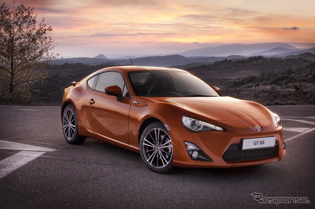 トヨタ GT86 （日本の86 に相当）欧州仕様