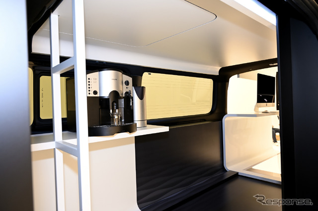 日産 NV350 CARAVAN OFFICE POD CONCEPT