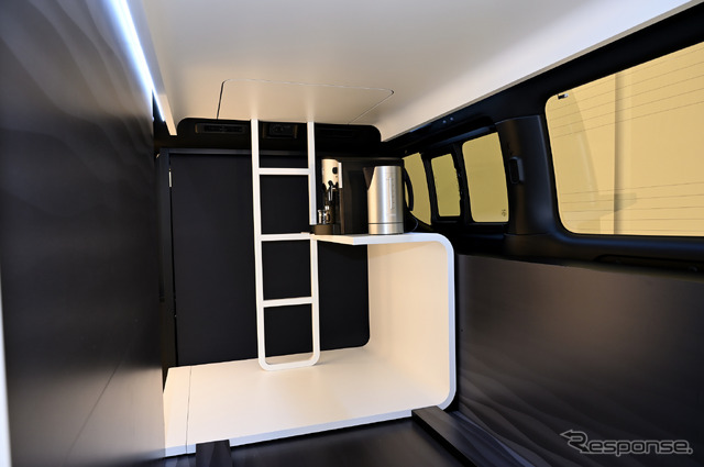 日産 NV350 CARAVAN OFFICE POD CONCEPT