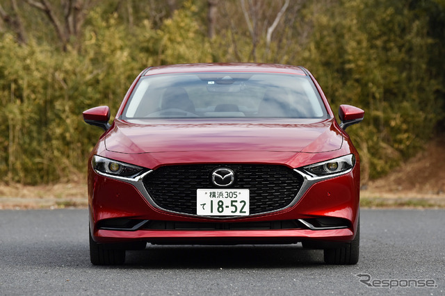 マツダ3 SKYACTIV-D 新型(セダン プロアクティブツーリングセレクション 6AT)
