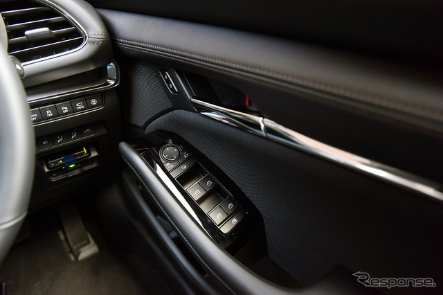 マツダ3 SKYACTIV-D 新型(セダン プロアクティブツーリングセレクション 6AT)