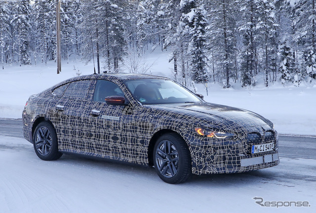 BMW i4 プロトタイプ(スクープ写真)