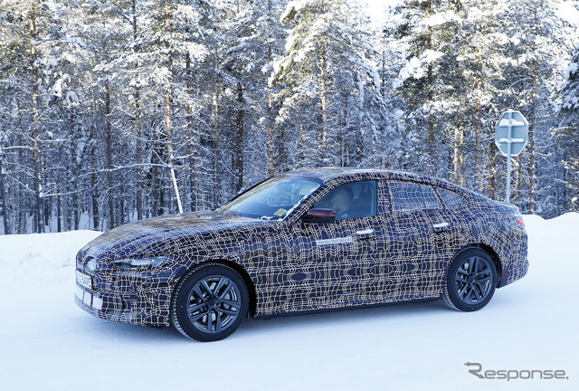 BMW i4 プロトタイプ(スクープ写真)