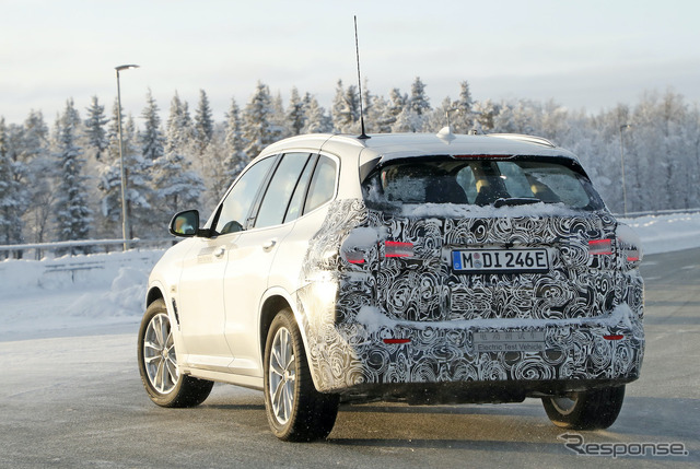 BMW iX3 改良新型プロトタイプ（スクープ写真）