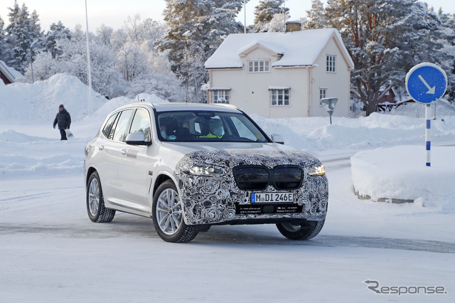 BMW iX3 改良新型プロトタイプ(スクープ写真)
