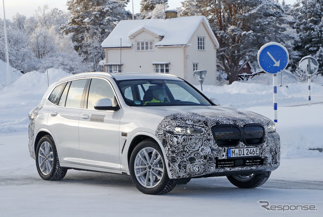 BMW iX3 改良新型プロトタイプ(スクープ写真)